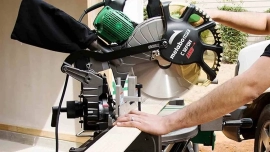 Mastering the Miter Saw: A Beginner’s Guide to Precise Cuts缩略图