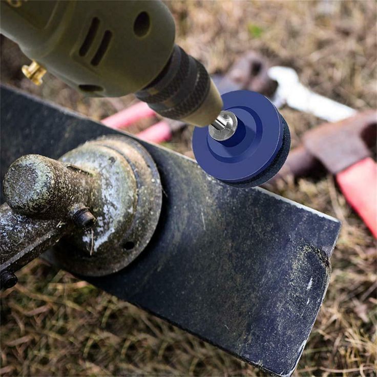 sharpen lawnmower blade