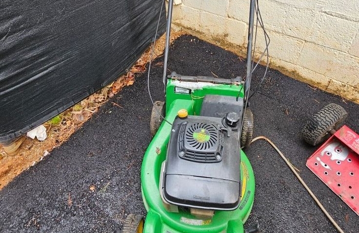 why does my lawnmower keep stopping