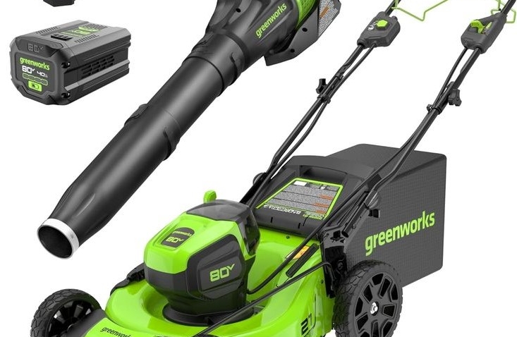 how long does a lawn mower battery last