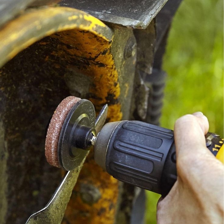 professional lawn mower blade sharpening