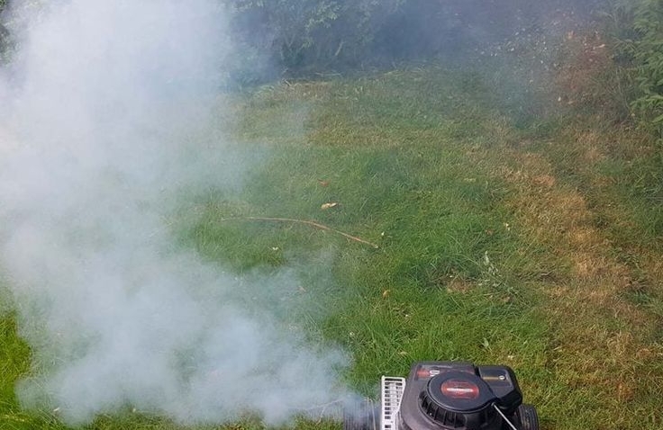 why does my lawnmower smoke